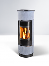 Sloupová krbová kamna THORMA Filakovo - Exkluziv Line Krbová kamna ATIKA obklad serpentino, černý lak